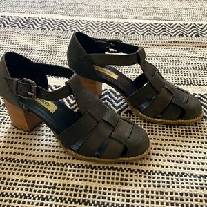 Woven Leather upper heels